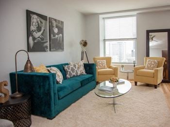 26 Unique floor plan selections beginning on the 18th floor, offering any city view desired
